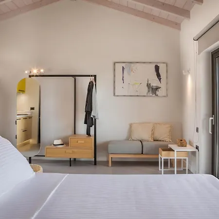Harmony Suites Khelmáta Room photo