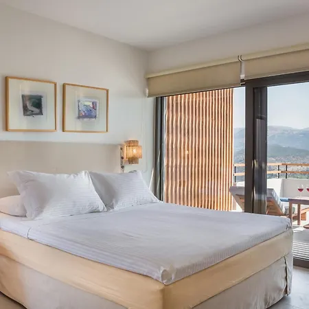 Harmony Suites Khelmáta Room photo