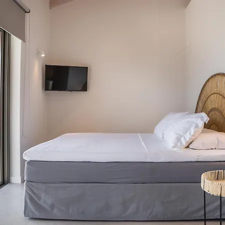 Harmony Suites Khelmáta Room photo
